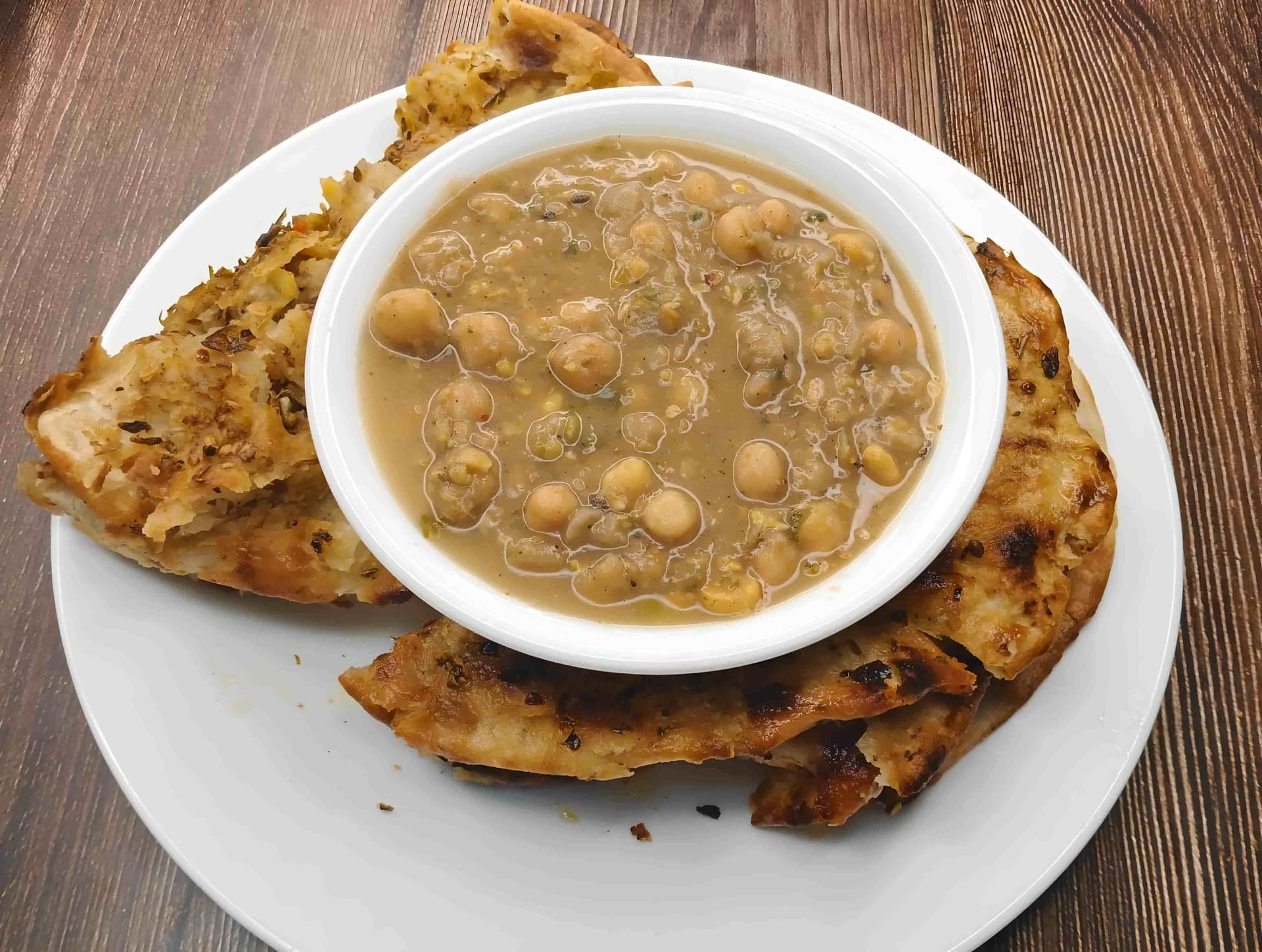 Masala Kulcha (1 Masala Stuffed Kuchas with Choley) - The Kulcha Land, Amritsar
