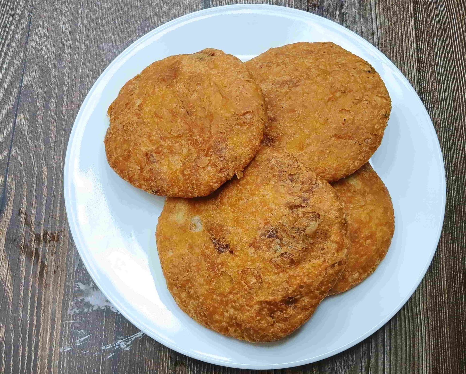Pyaz Kachori (Pack of four) - Rawat, Jaipur
