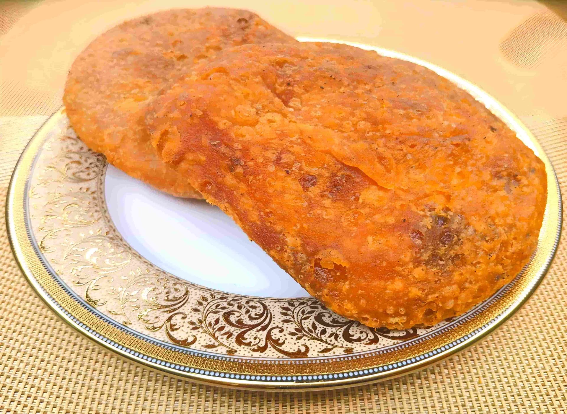Pyaz Kachori (Desi Ghee) - 2 pcs - Laxmi Misthan Bhandar, Jaipur