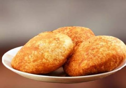 Dal Kachori (Desi Ghee) - 2 pcs - Laxmi Misthan Bhandar, Jaipur